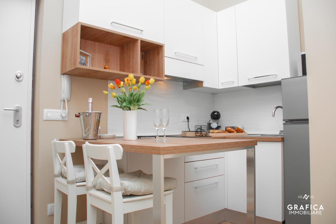 Ameli Home Luxury Apartment 타란토 외부 사진